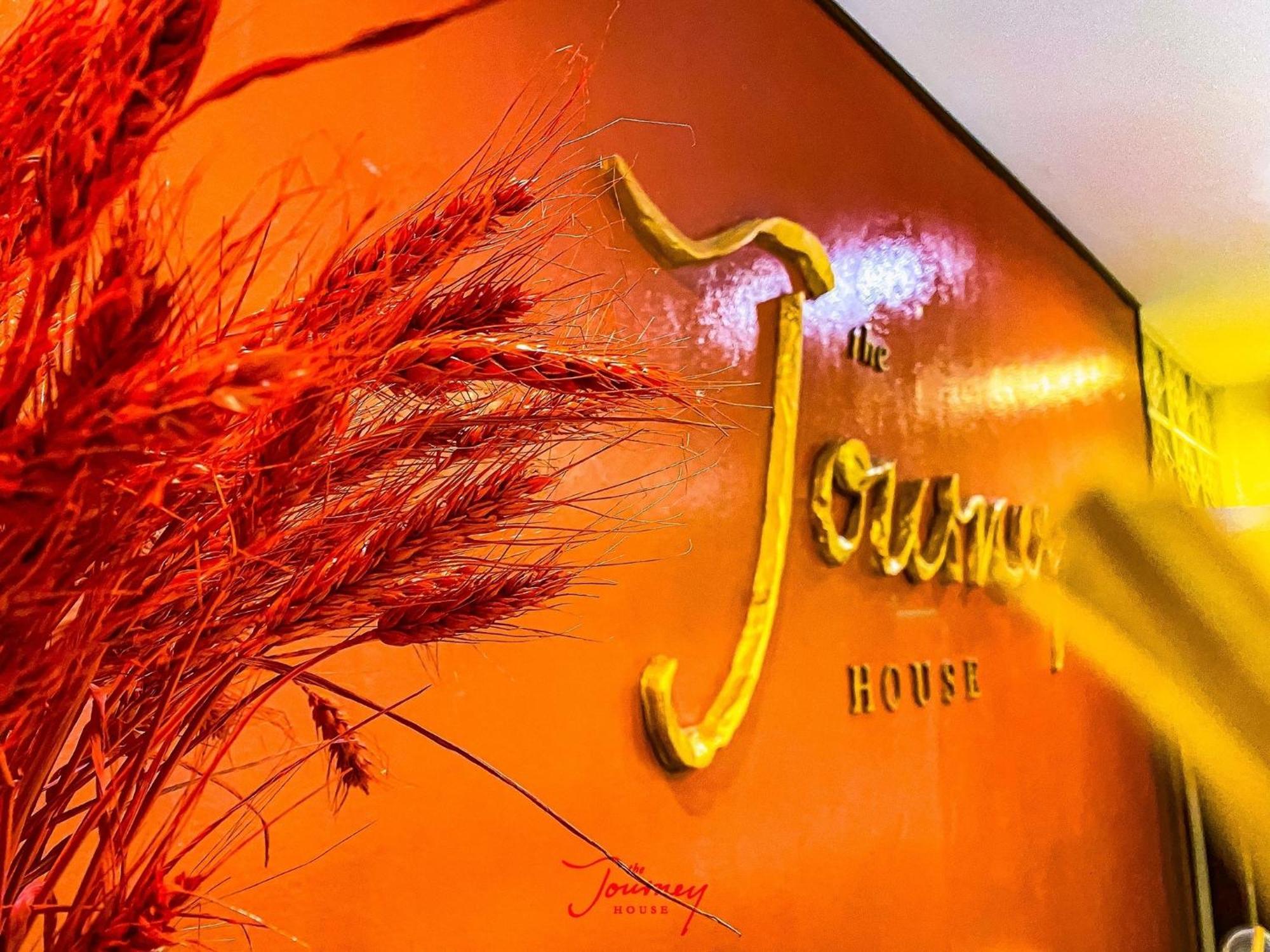 The Journey House Lifestyle Boutique Hotel كانتْشانابوري المظهر الخارجي الصورة