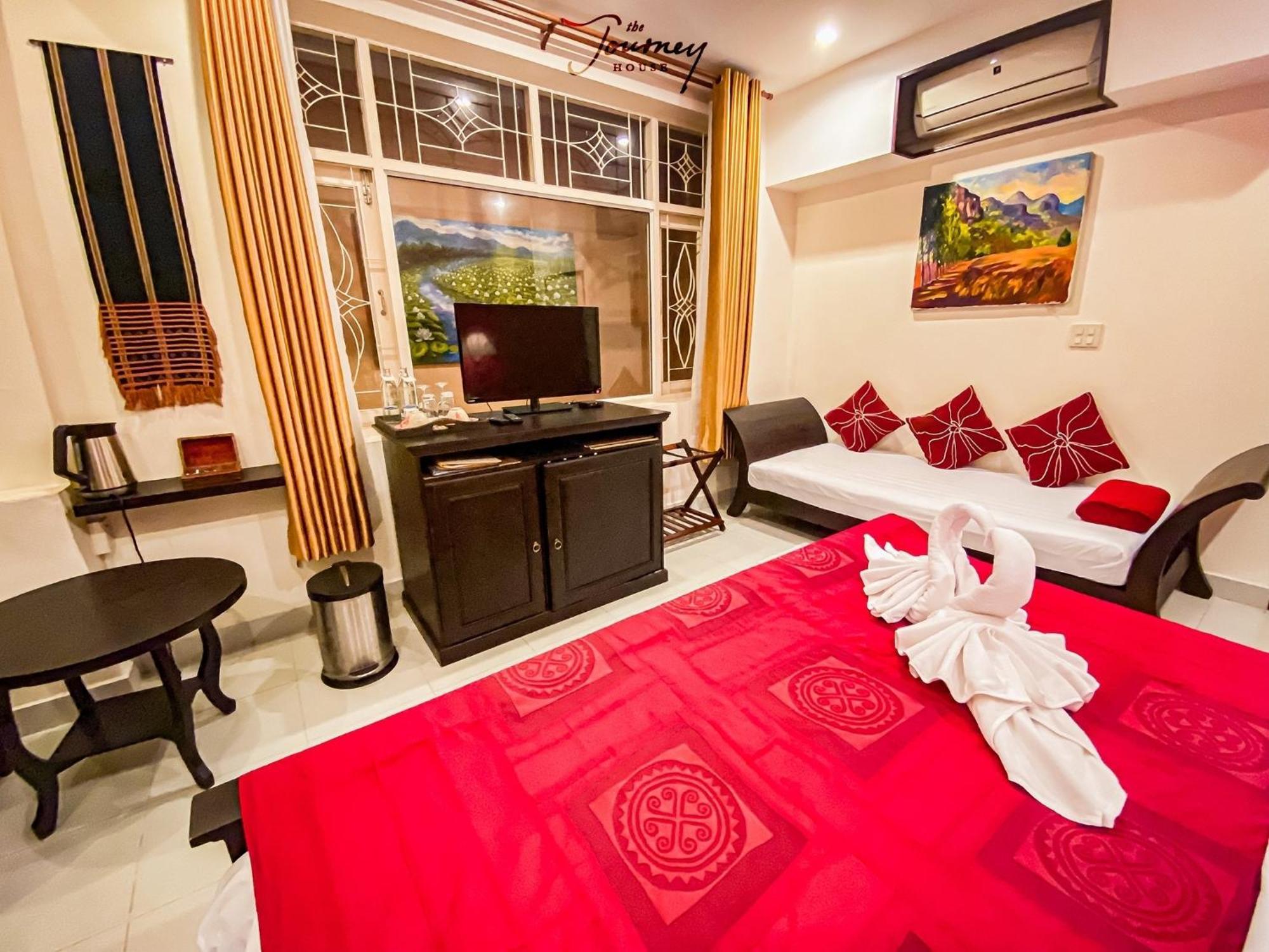 The Journey House Lifestyle Boutique Hotel كانتْشانابوري المظهر الخارجي الصورة