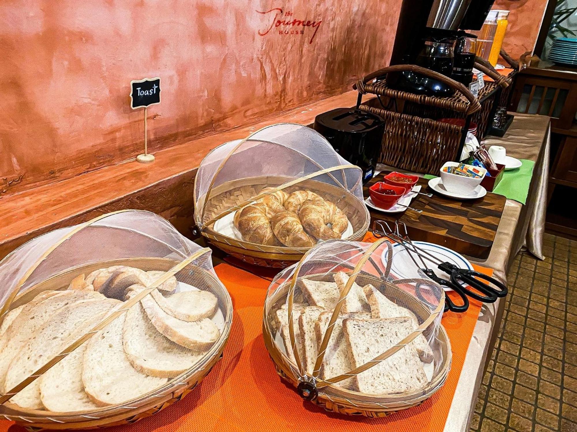 The Journey House Lifestyle Boutique Hotel كانتْشانابوري المظهر الخارجي الصورة