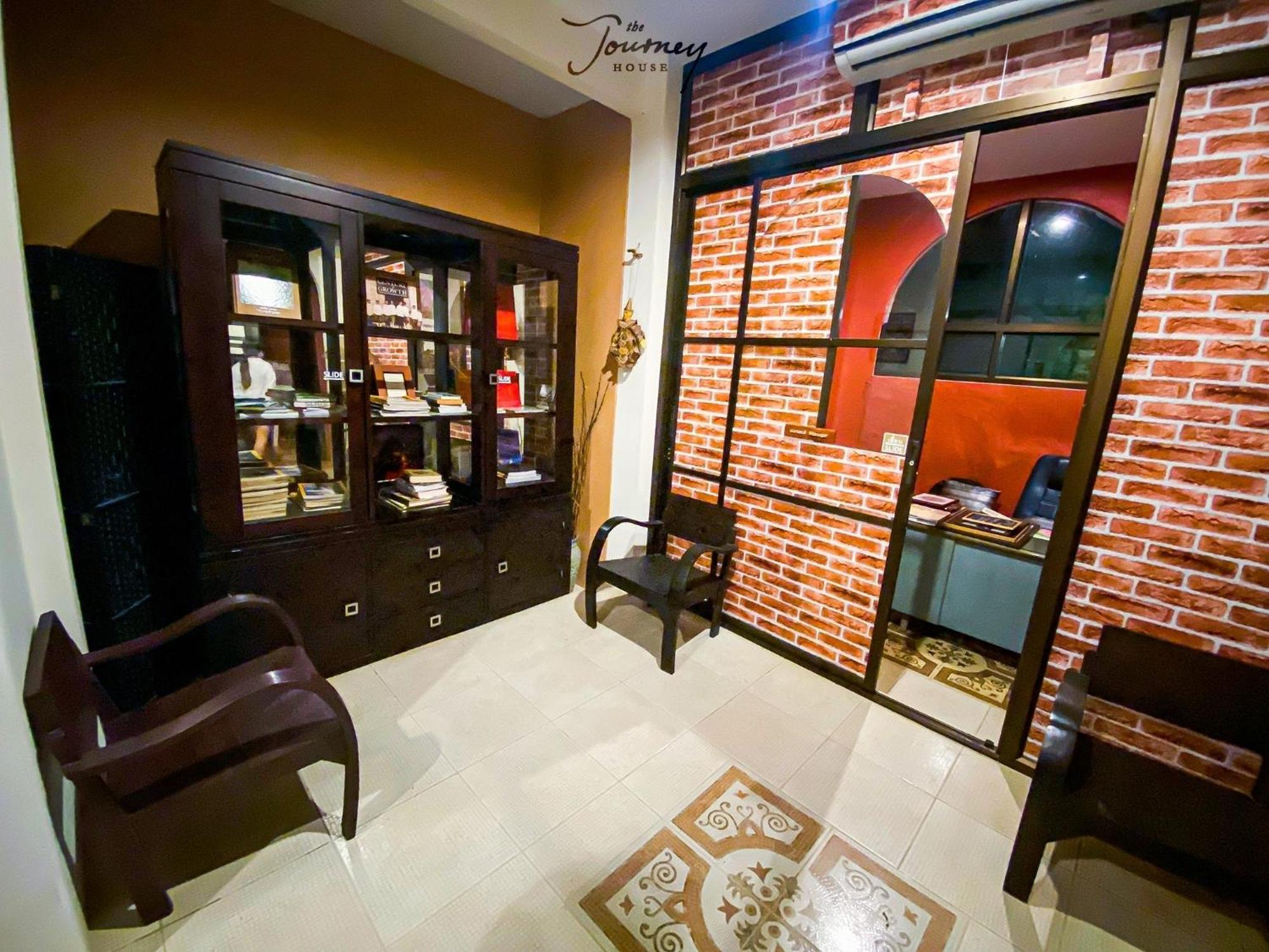 The Journey House Lifestyle Boutique Hotel كانتْشانابوري المظهر الخارجي الصورة