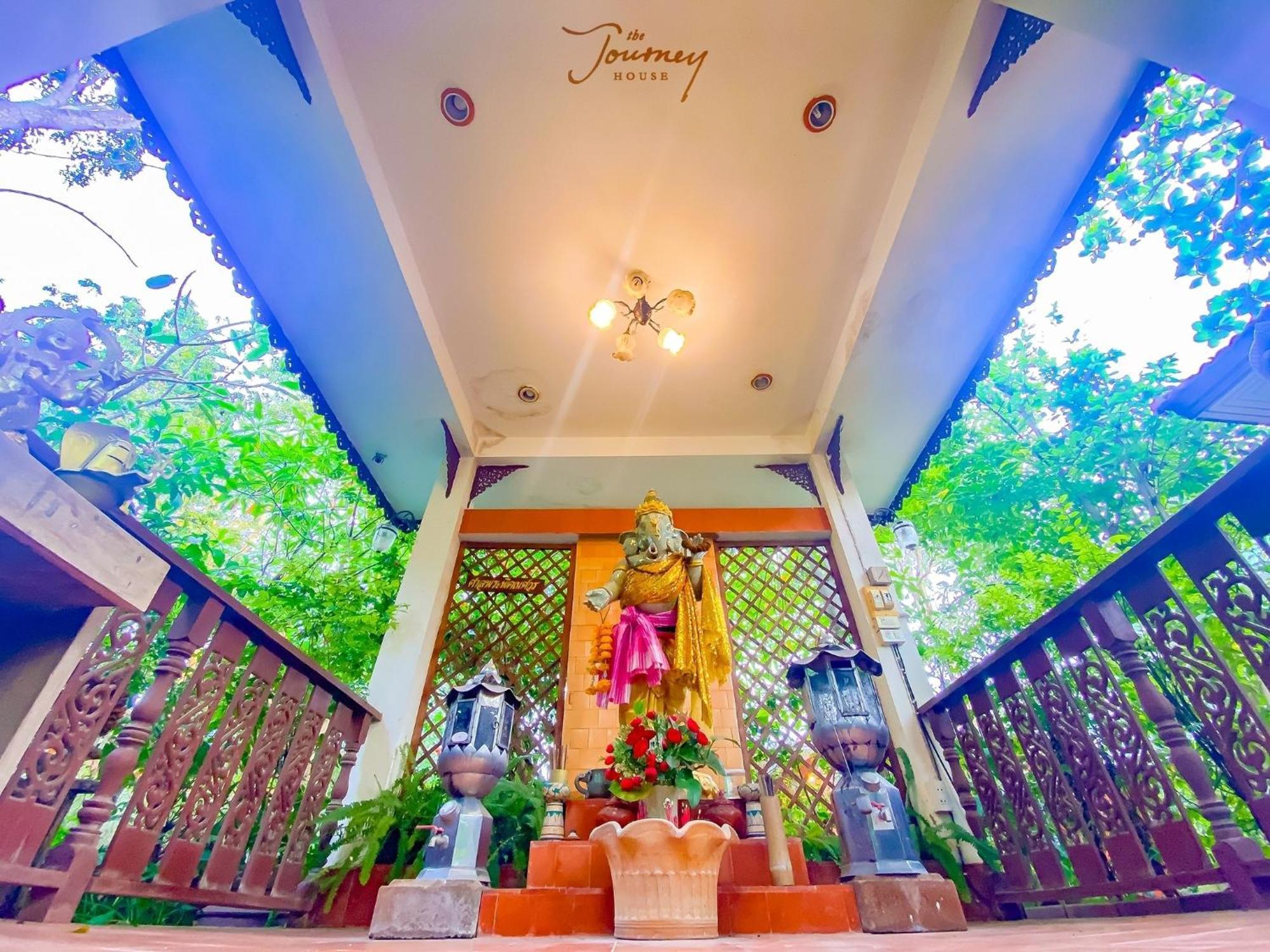 The Journey House Lifestyle Boutique Hotel كانتْشانابوري المظهر الخارجي الصورة