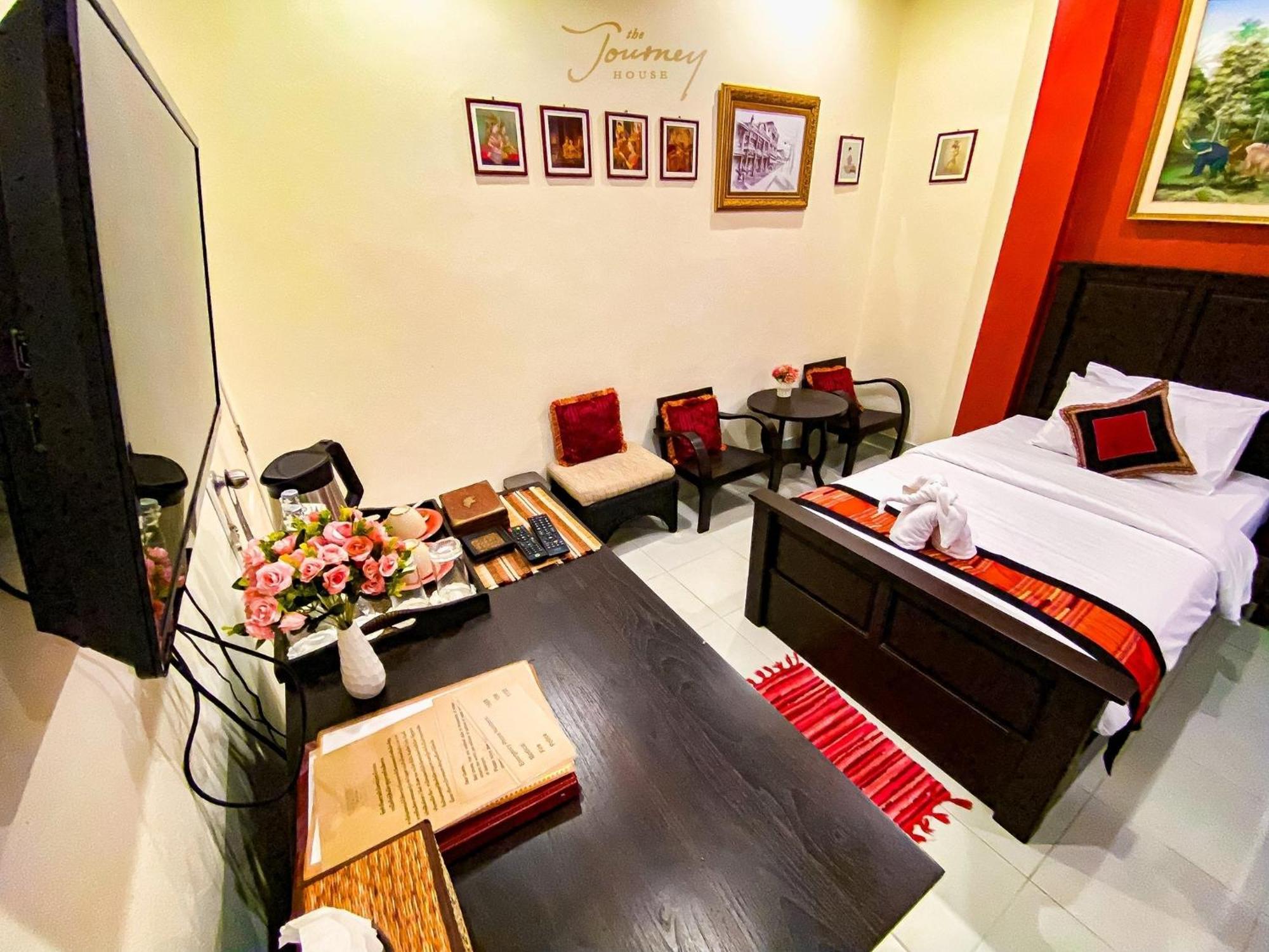 The Journey House Lifestyle Boutique Hotel كانتْشانابوري المظهر الخارجي الصورة