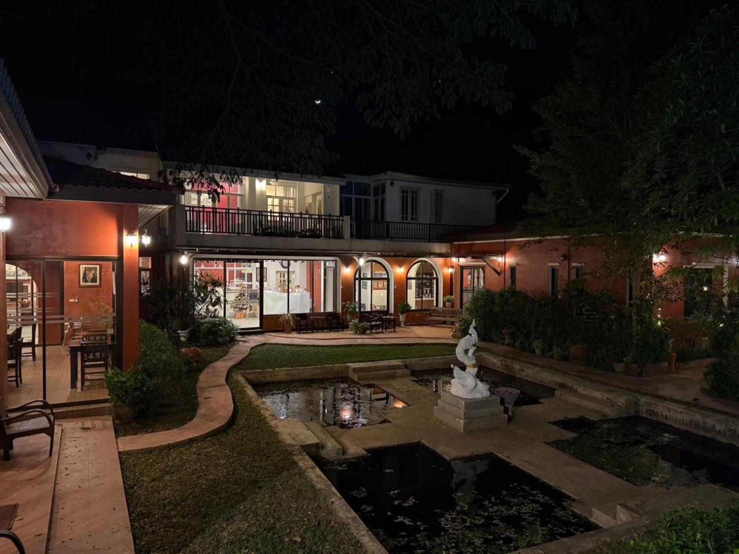 The Journey House Lifestyle Boutique Hotel كانتْشانابوري المظهر الخارجي الصورة