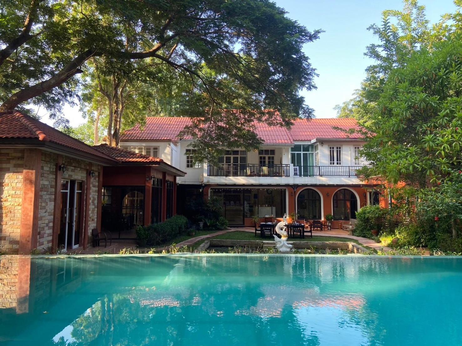 The Journey House Lifestyle Boutique Hotel كانتْشانابوري المظهر الخارجي الصورة