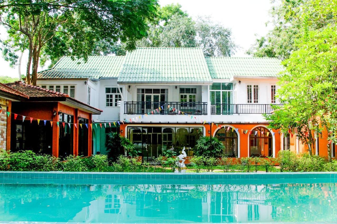The Journey House Lifestyle Boutique Hotel كانتْشانابوري المظهر الخارجي الصورة